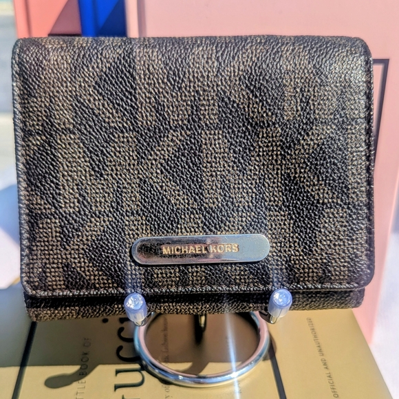 Michael Kors Handbags - MICHAEL Michael Kors Jet Set Wallet Dark Brown & Beige